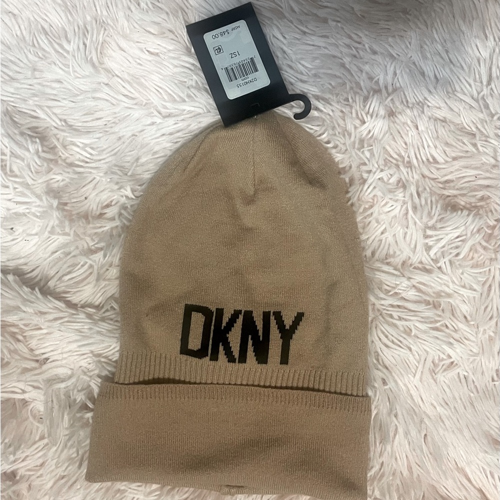 DKNY BEENIE